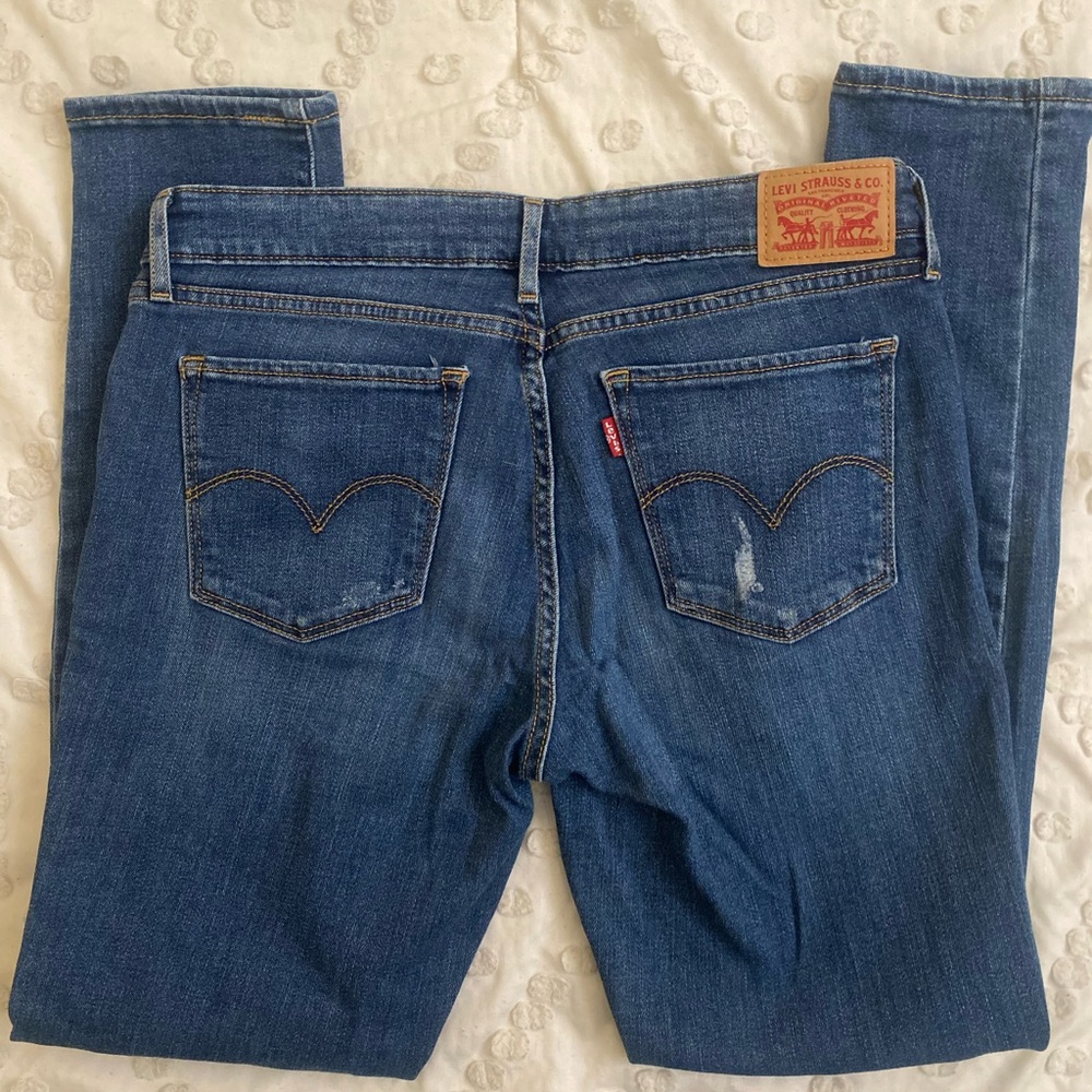 Levis 711 skinny jeans